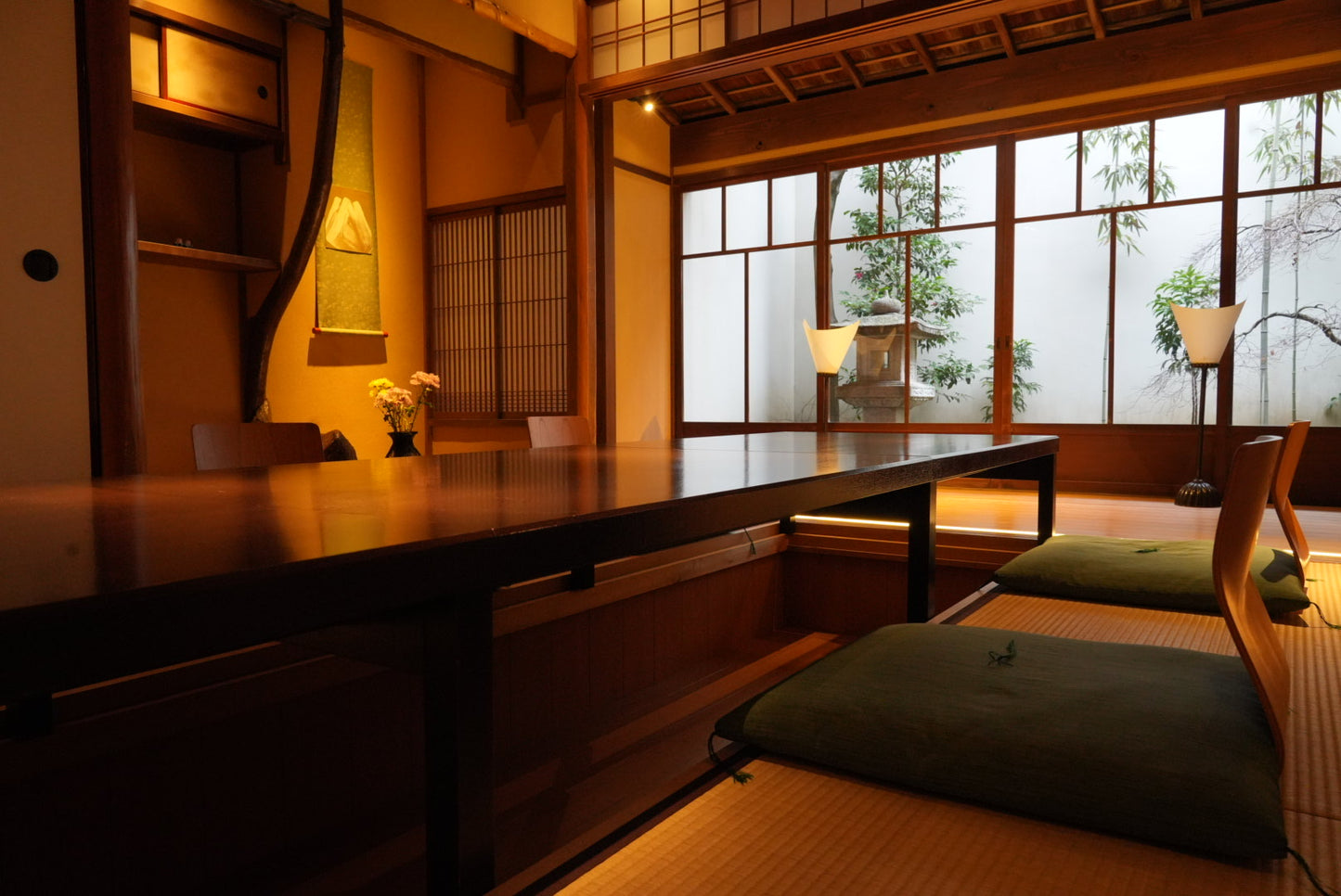 1 Hour Geisha Show & Kitano Tenmangu Shrine with Geisha in Kyoto