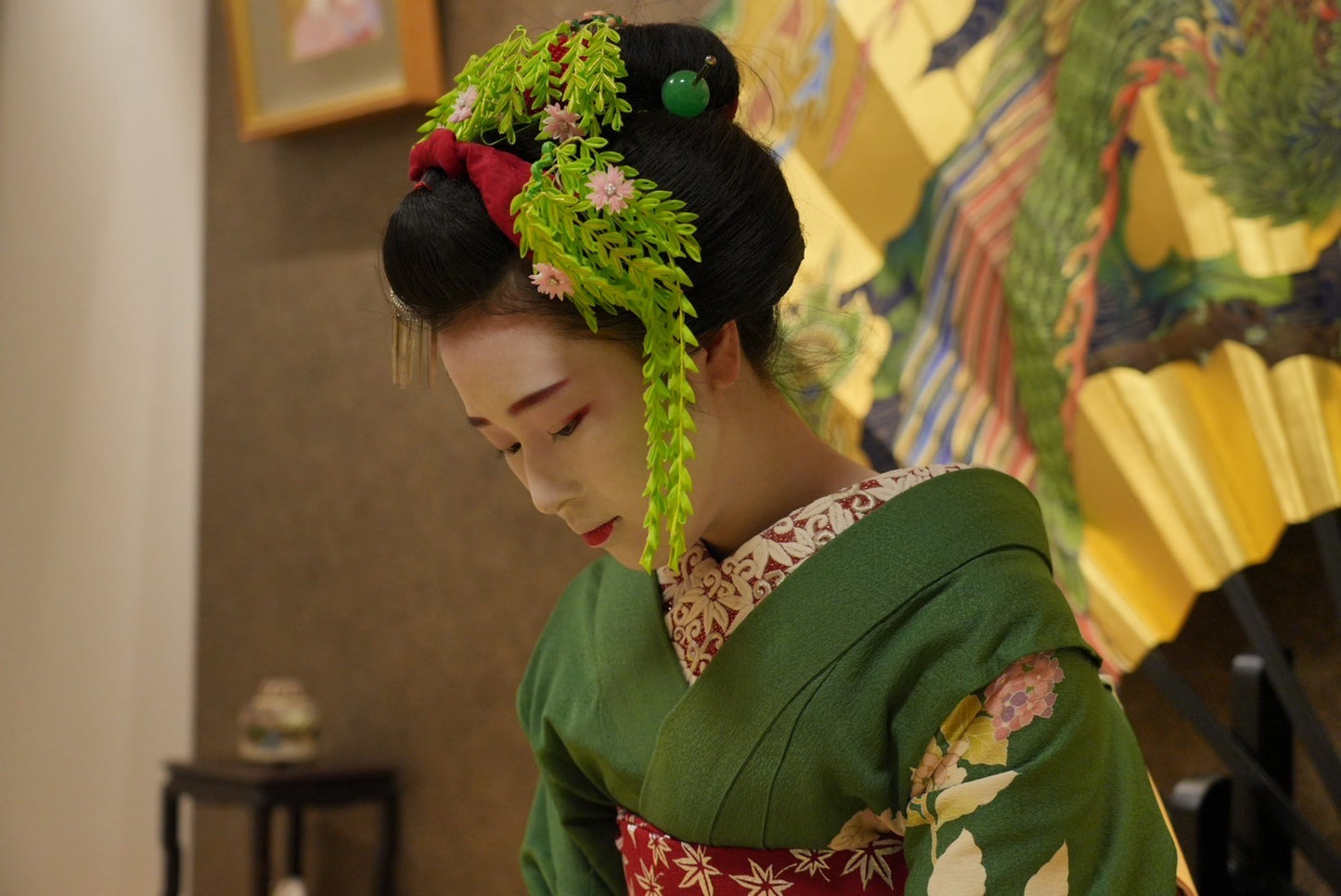 The Art of Geisha: Exclusive Show & Traditional Japanese Game