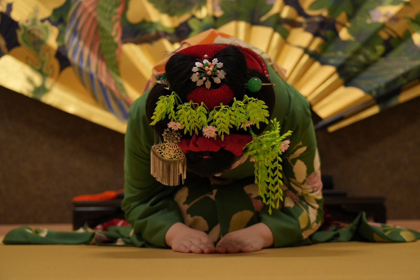 The Art of Geisha: Exclusive Show & Traditional Japanese Game